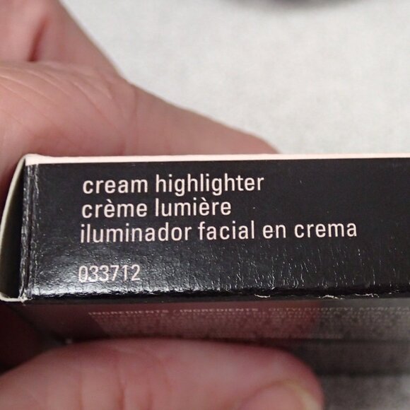 Mary Kay Cream Highlighter - Picture 2 of 3
